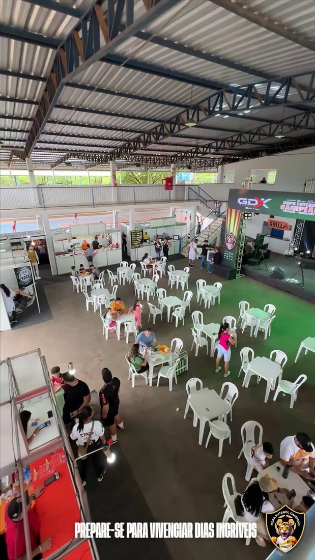 Praça de alimentação da Copa Futebol Campeão