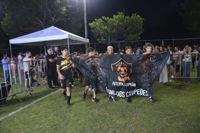 Desfile de abertura da Copa Futebol Campeão 2025